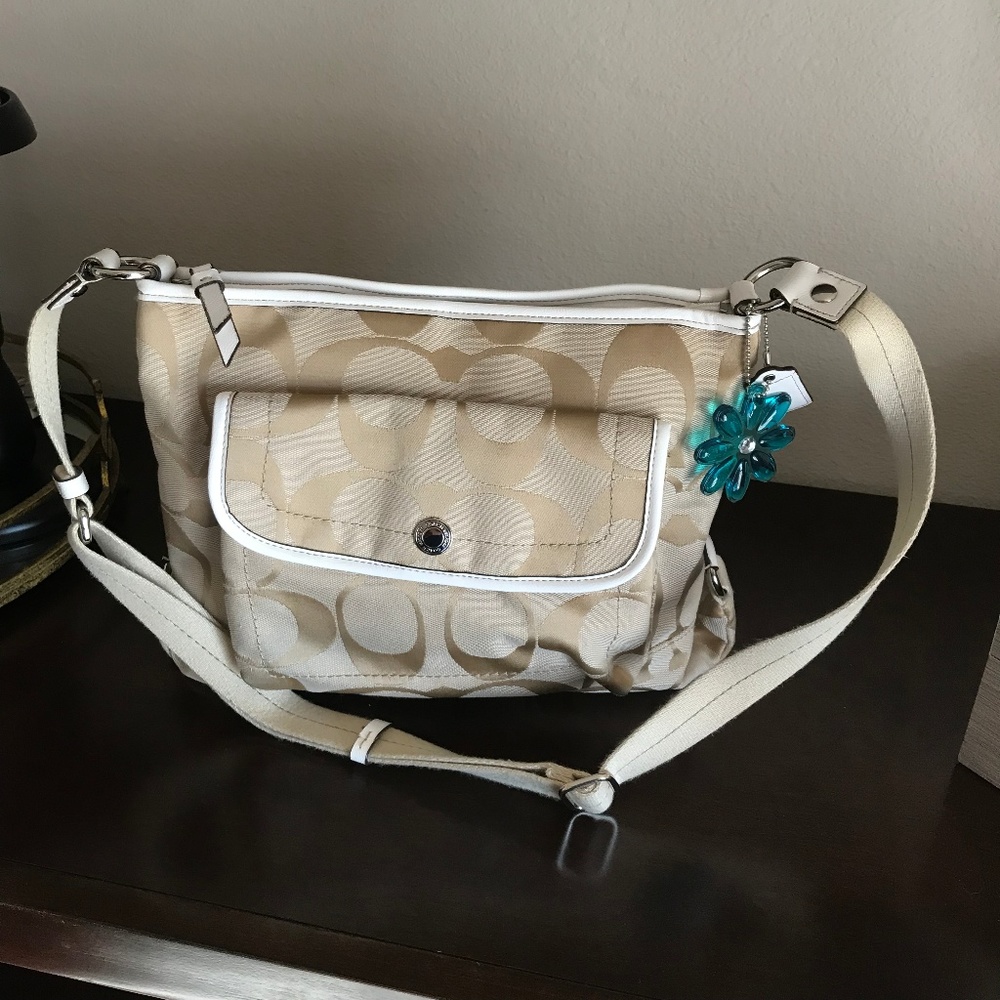Pre-Loved Coach Cross-Body Bag